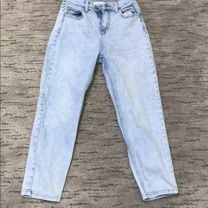 light wash jeans